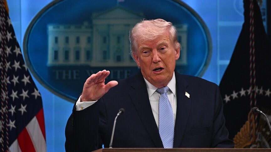 Trump: İran'ın nükleer tesislerine “bombaların anası” ile saldırılabilir